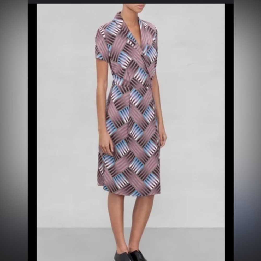 NWT & Other Stories Silky Wrap up dress geometric print